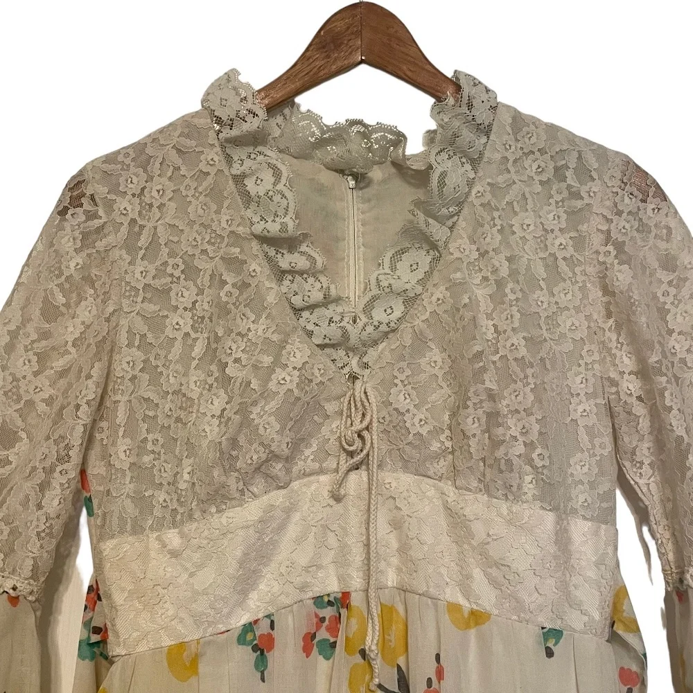 Vintage 70s Empire Waist Bell Sleeve Hippie Boho Lace Floral Prairie Maxi Dress - Picture 2 of 13
